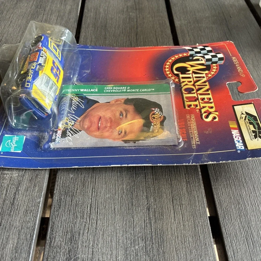 NOS Hasbro Winner's Circle Kenny Wallace 1999 Square Deal Monte Carlo  1:64